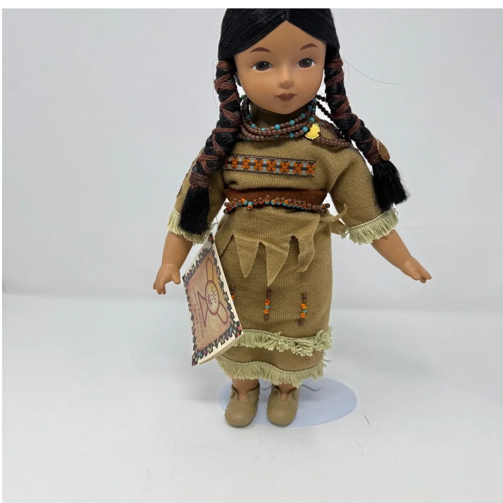 Sandy Dolls Native American Series‎ Shy Heart Cheyenne Woman